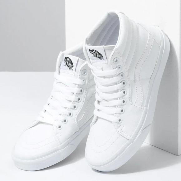 Vans Sk8-Hi Canvas Shoe True White - Youth Size 3.0 - Picture 1 of 10